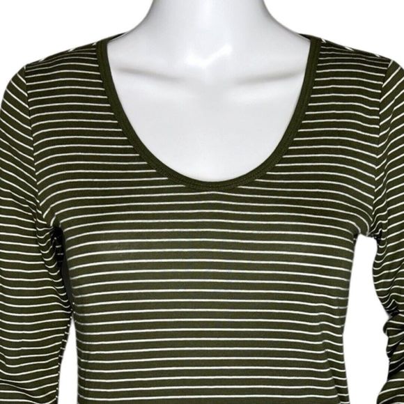 Gap‎ Shirt Women Medium Green White Stripe T-Shirt Everyday Basic Casual Minimal - Picture 5 of 8
